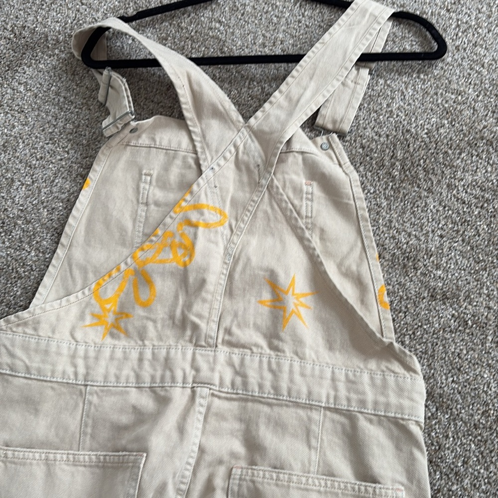 We The Free Beige Overalls with Red Sunburst printed stamps - Picture 10 of 11